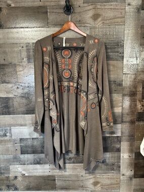Monoreno Brown Open-Front Sweater Cardigan with Orange & Cream Embroidery